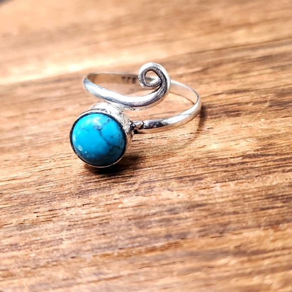 R745 turquoise sterling silver ring - Picture 1 of 1